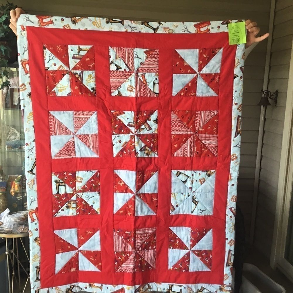 Handmade Quilt. - Picture 4 of 15